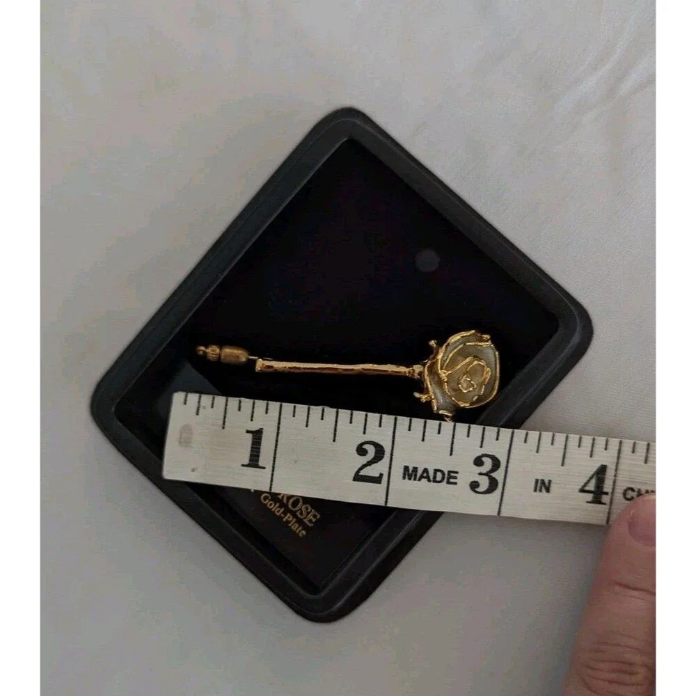 NOS Sculptured White Rose Lapel Pin 24K Gold Plated Vintage Classic Men Accent